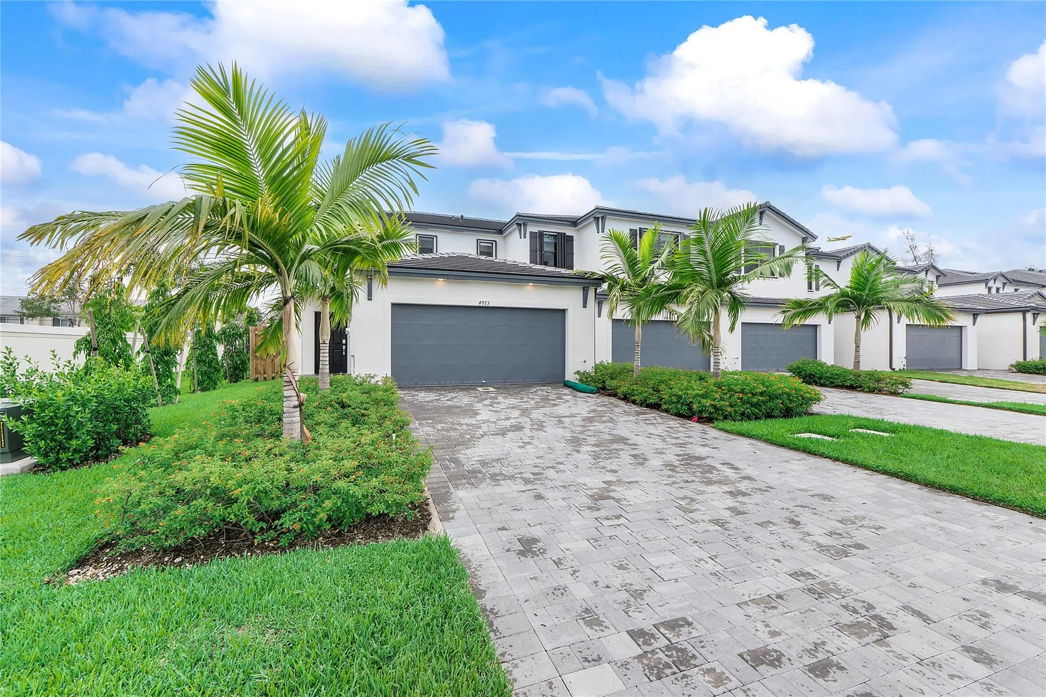 4973 Oakmont Drive