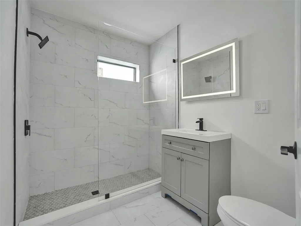 4165 NW 52nd Ave