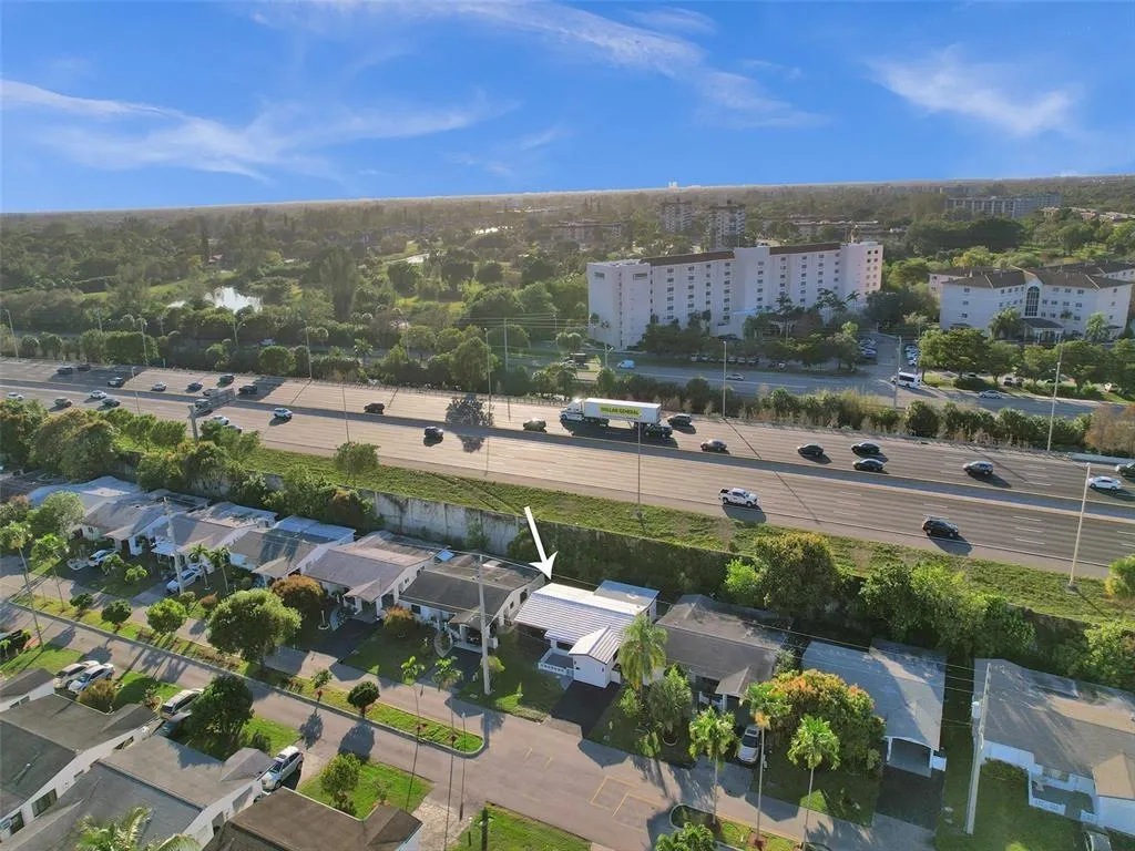 4165 NW 52nd Ave