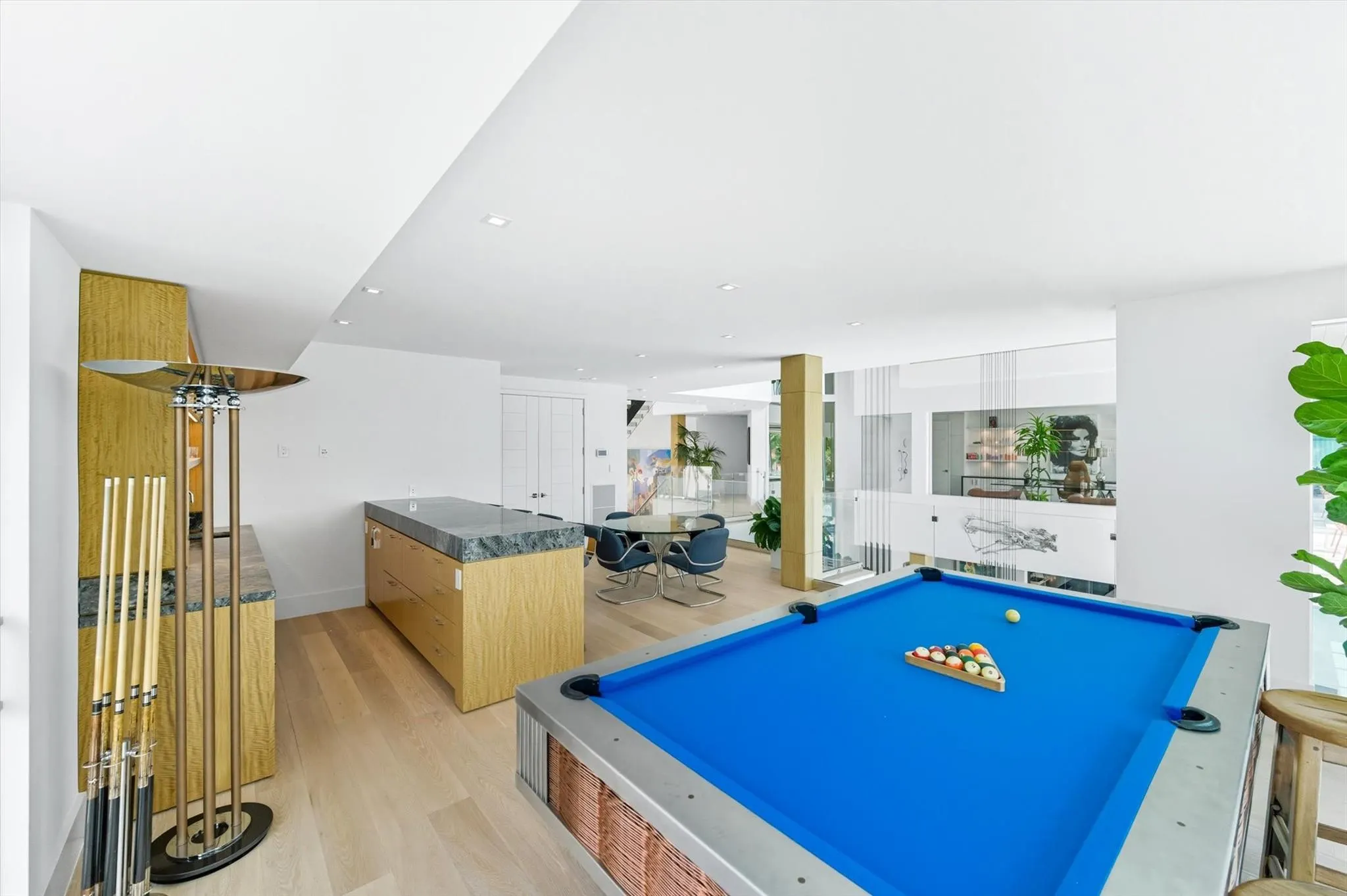 14 N Isla Bahia Dr