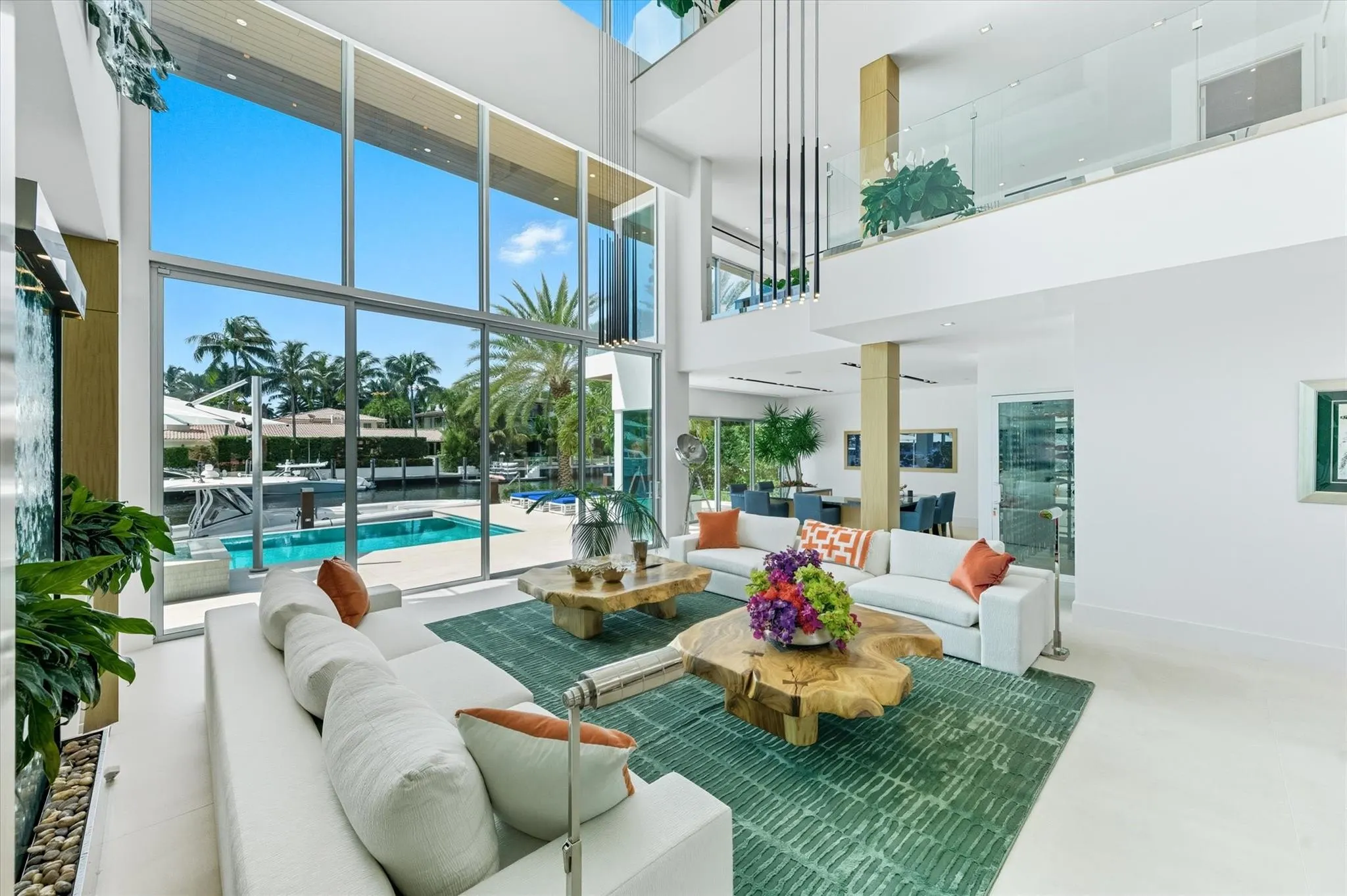14 N Isla Bahia Dr