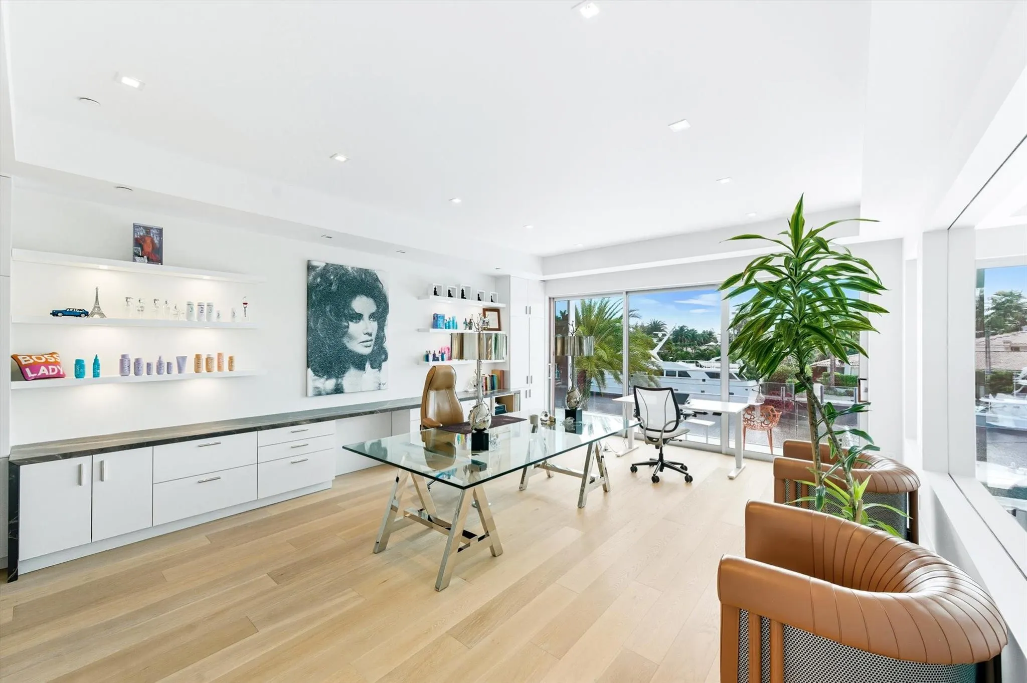 14 N Isla Bahia Dr