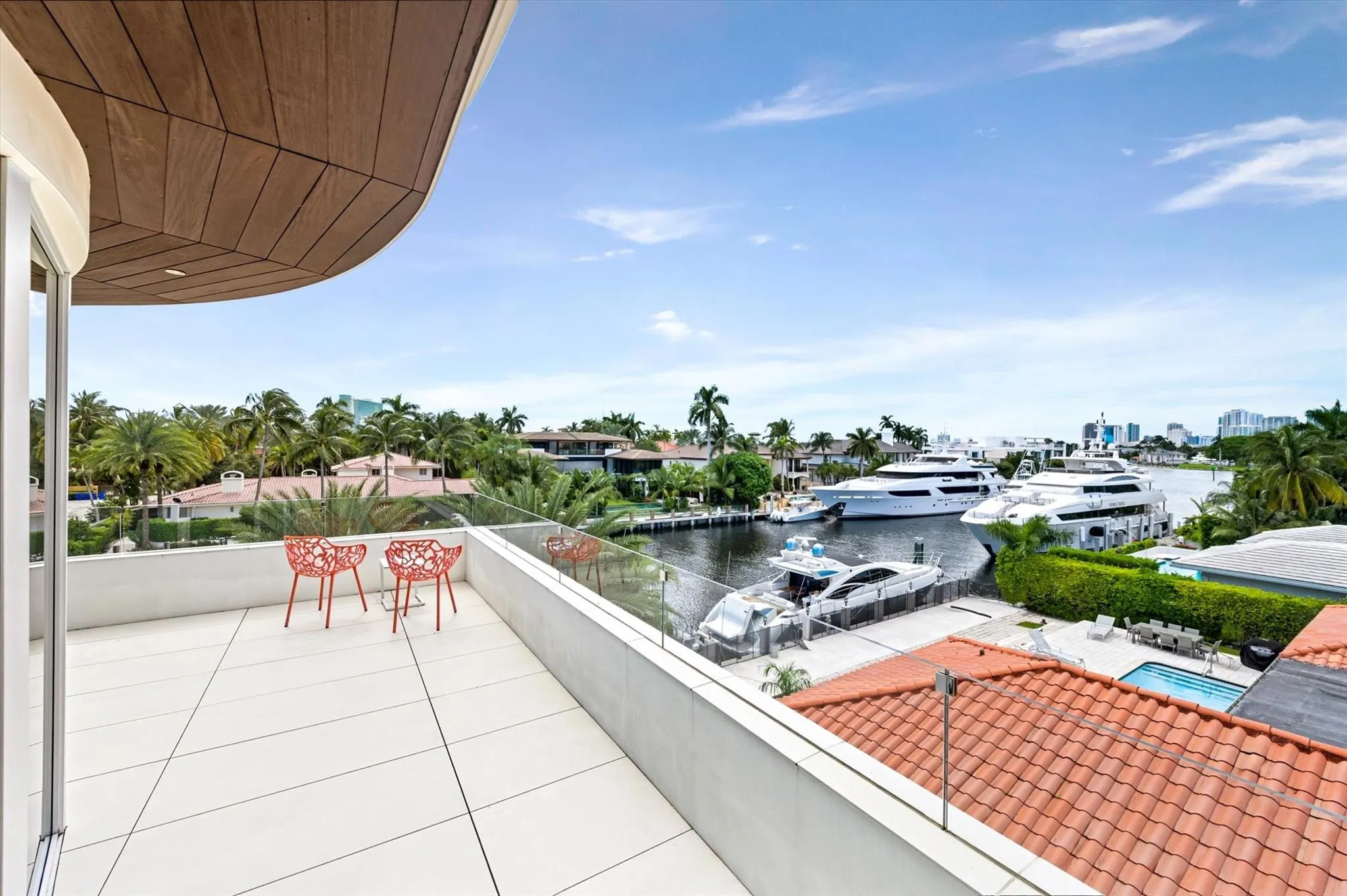 14 N Isla Bahia Dr