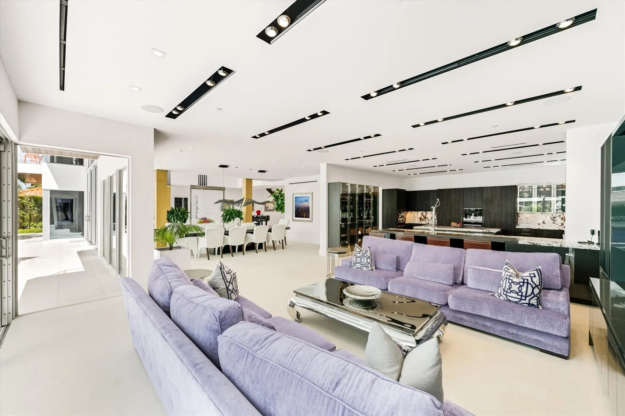 14 N Isla Bahia Dr