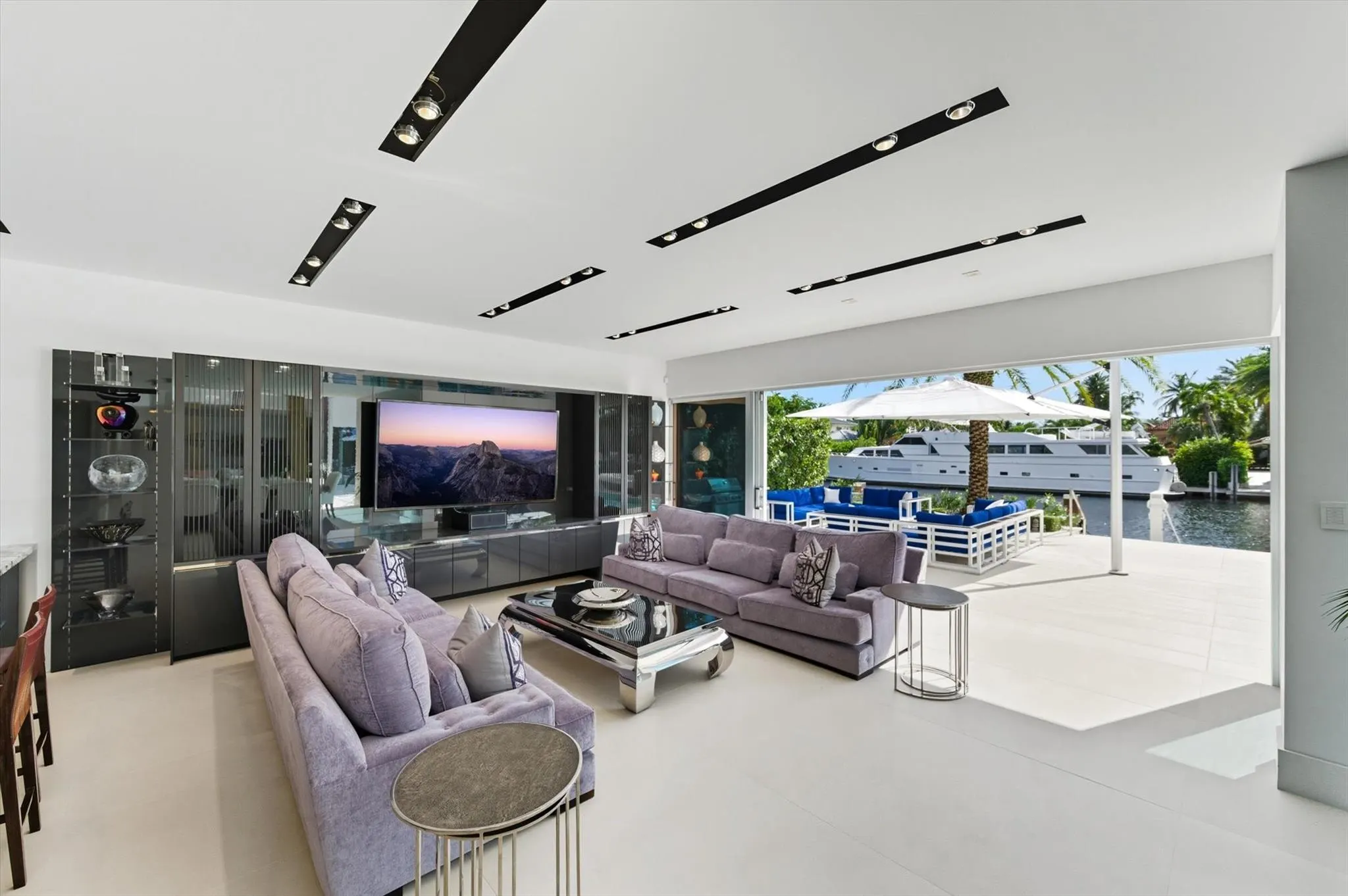14 N Isla Bahia Dr