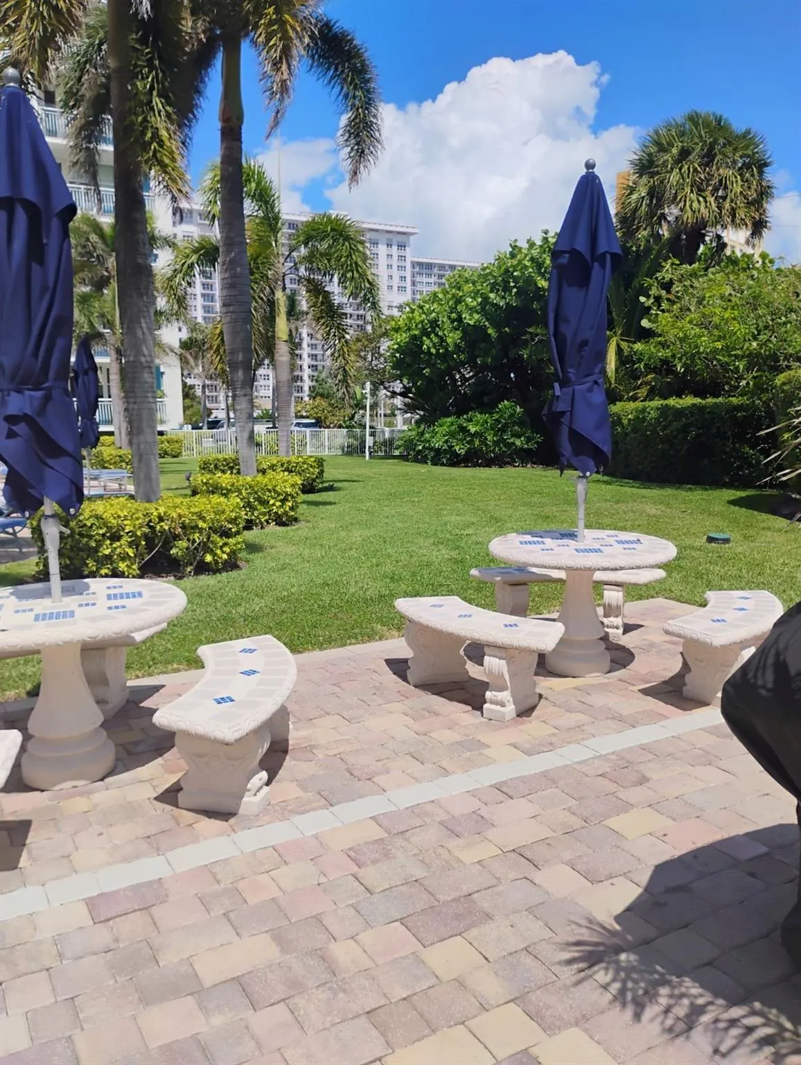 301 N Ocean Blvd, #407
