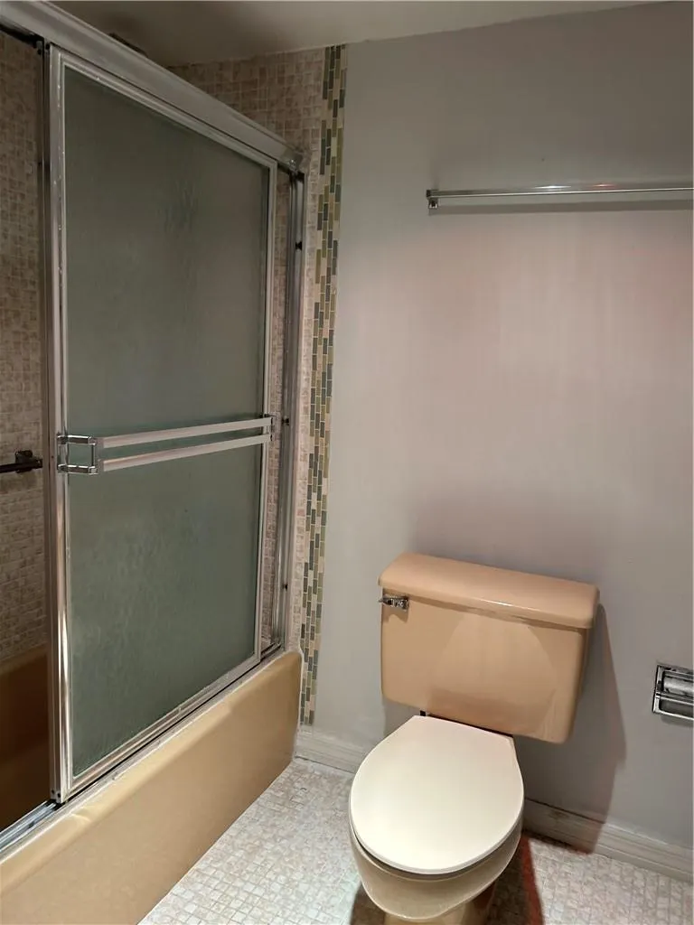 3300 N Palm Aire Dr, #808
