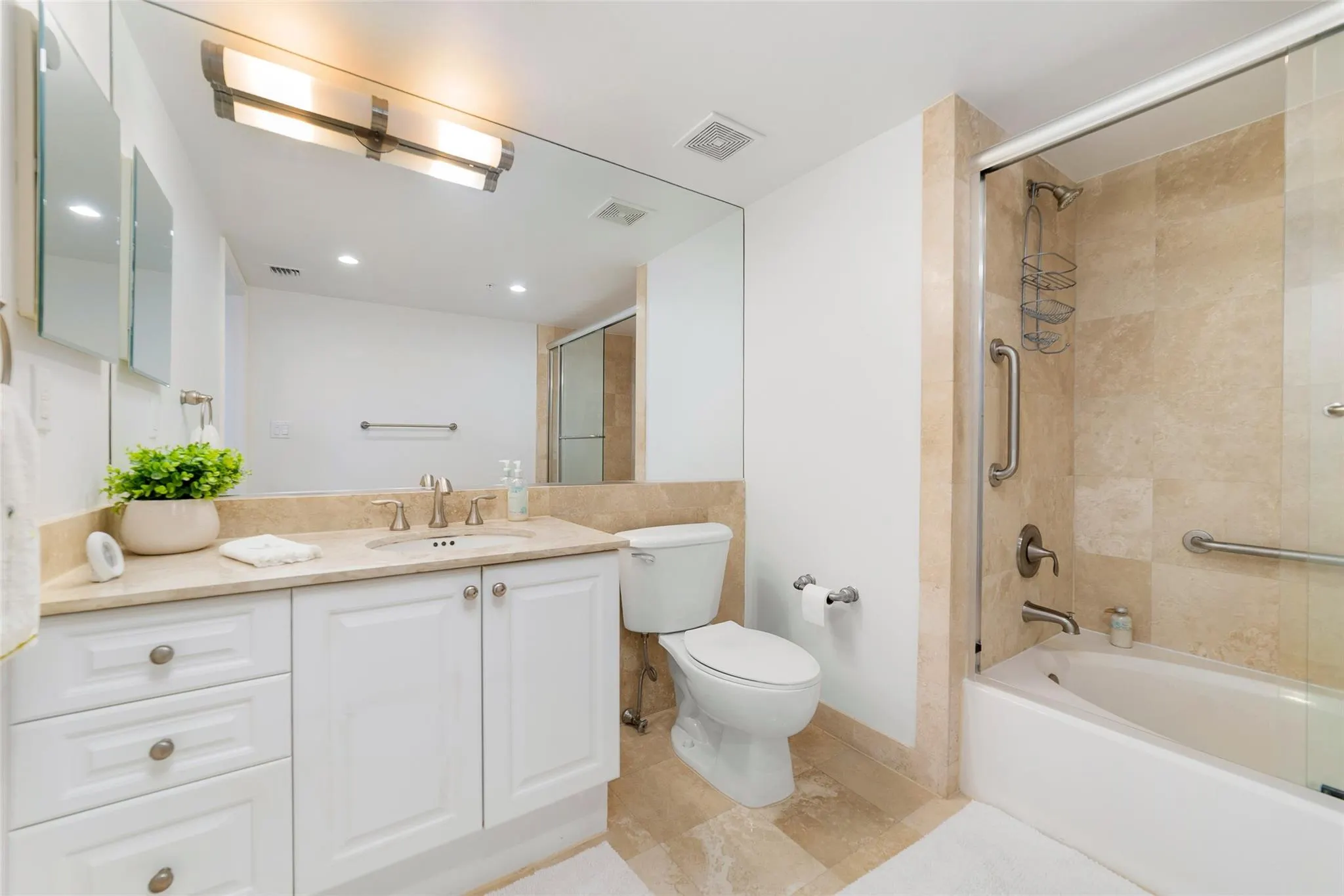 99 SE Mizner Blvd, #603