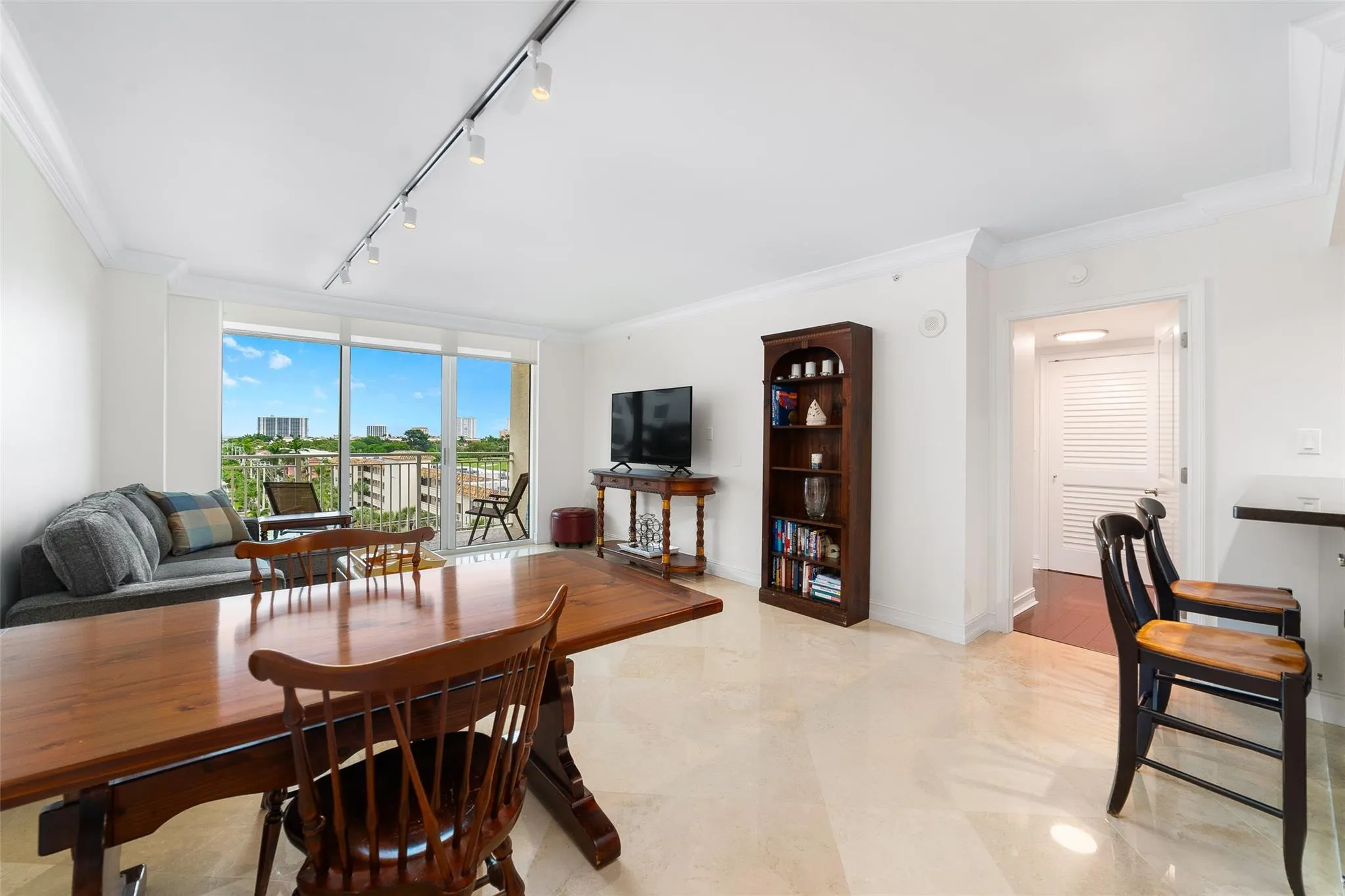 99 SE Mizner Blvd, #603