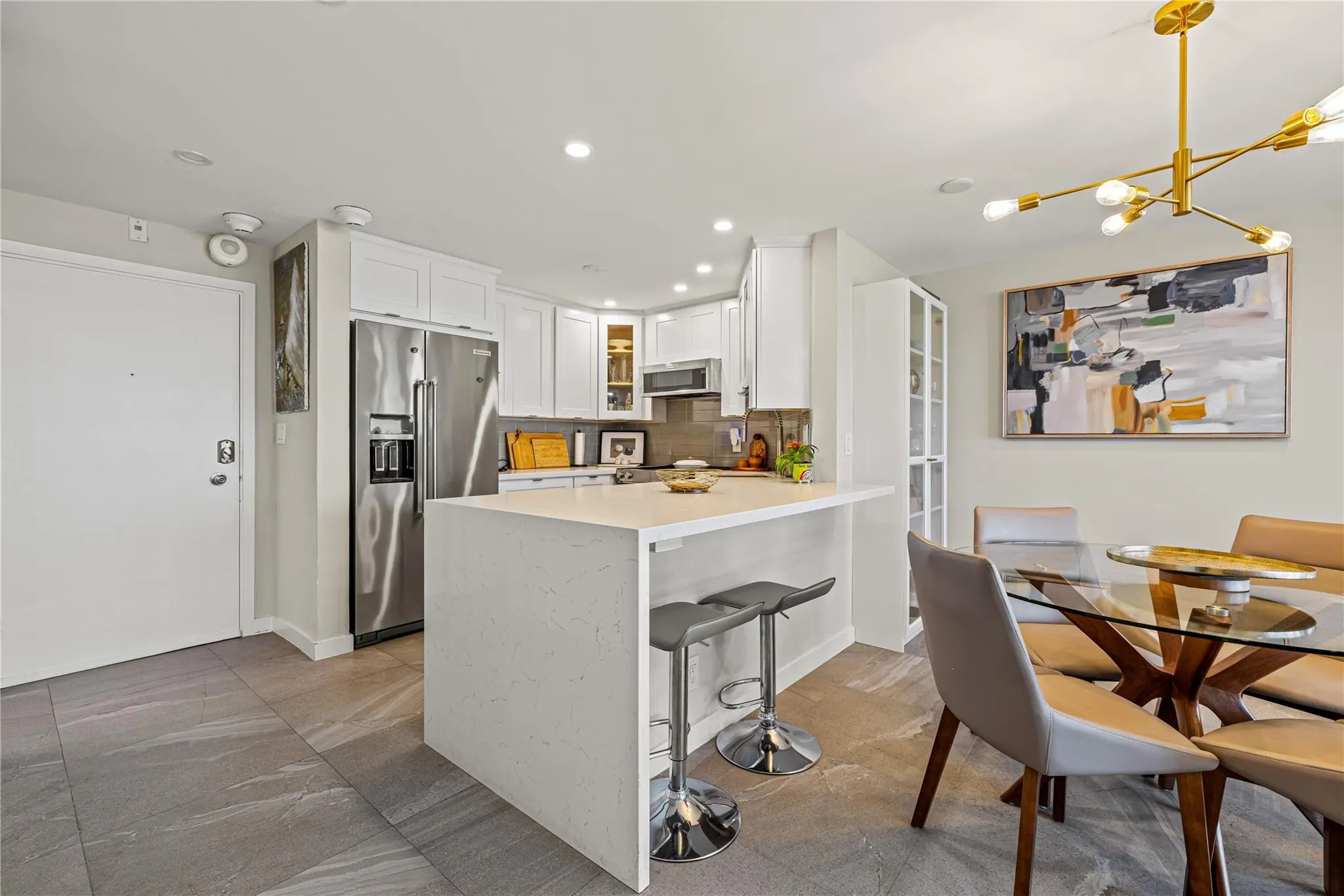 133 N Pompano Beach Blvd, #906