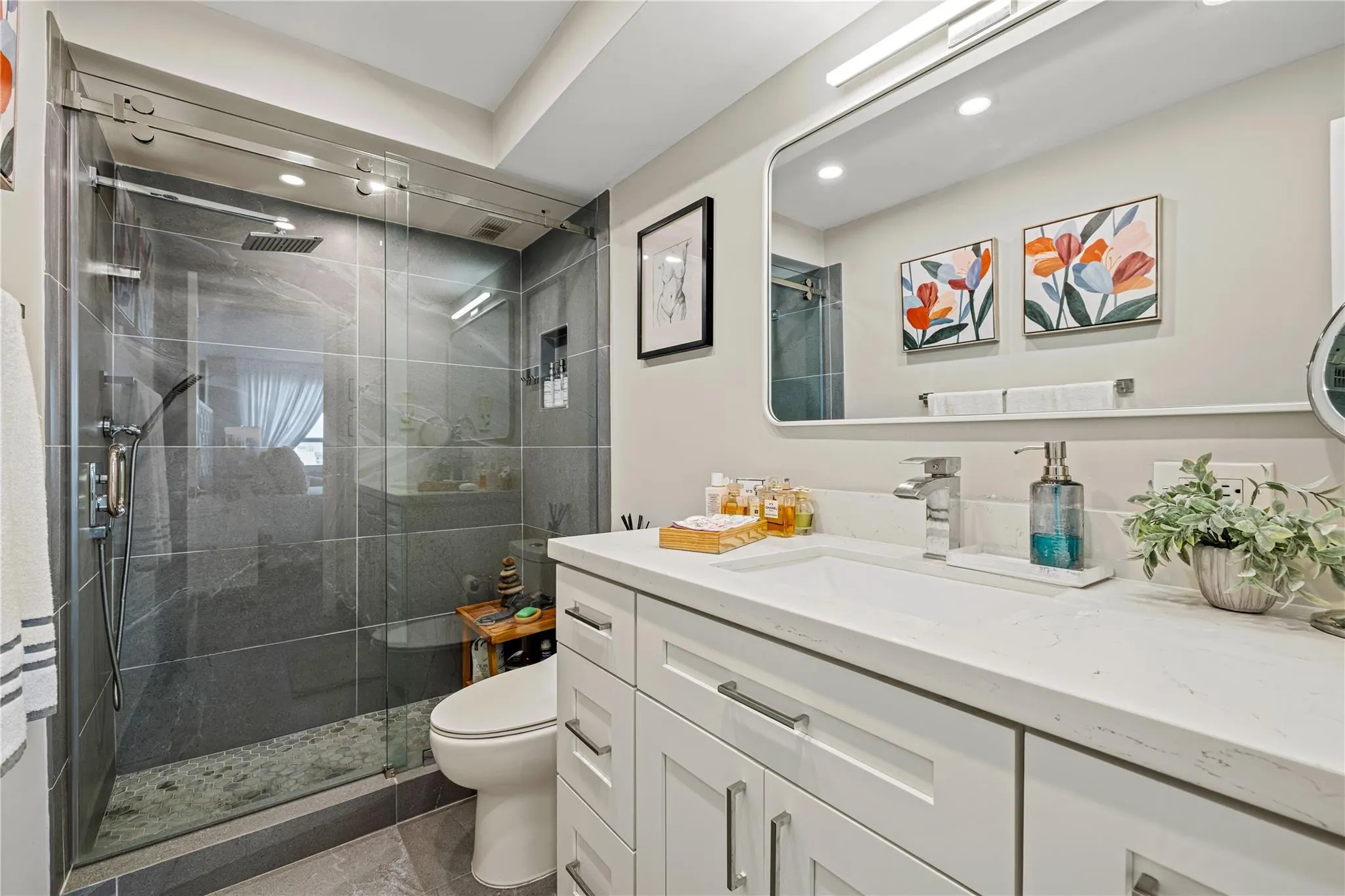 133 N Pompano Beach Blvd, #906