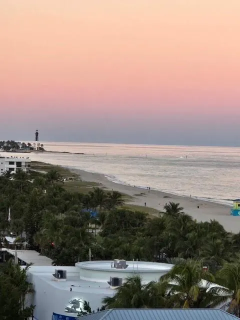 133 N Pompano Beach Blvd, #906