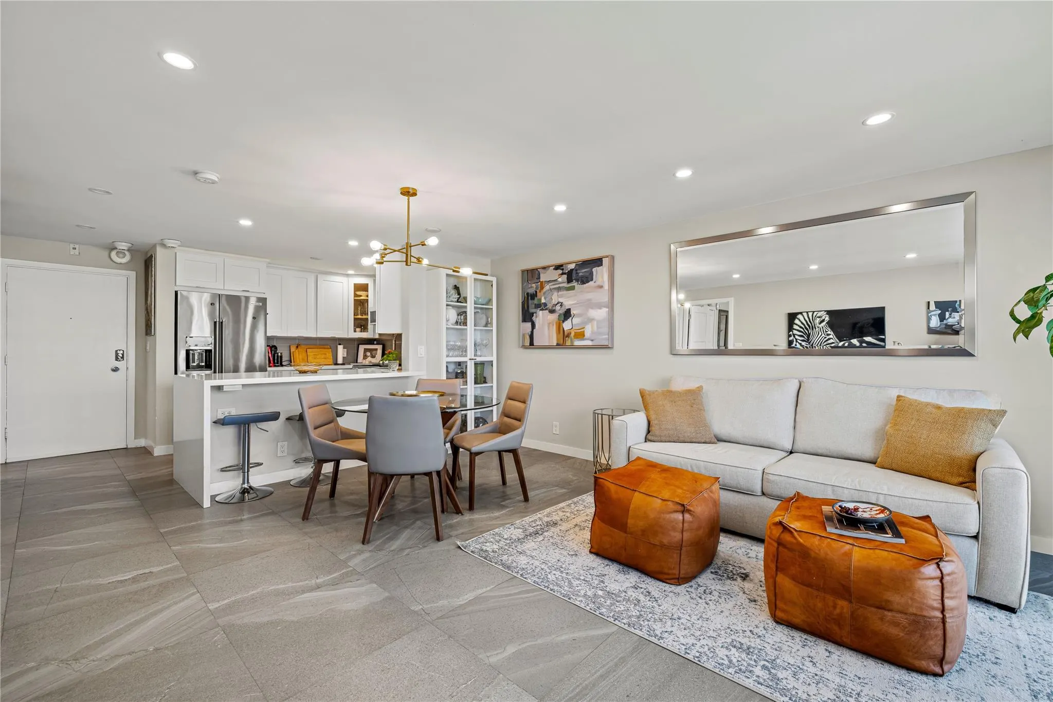 133 N Pompano Beach Blvd, #906