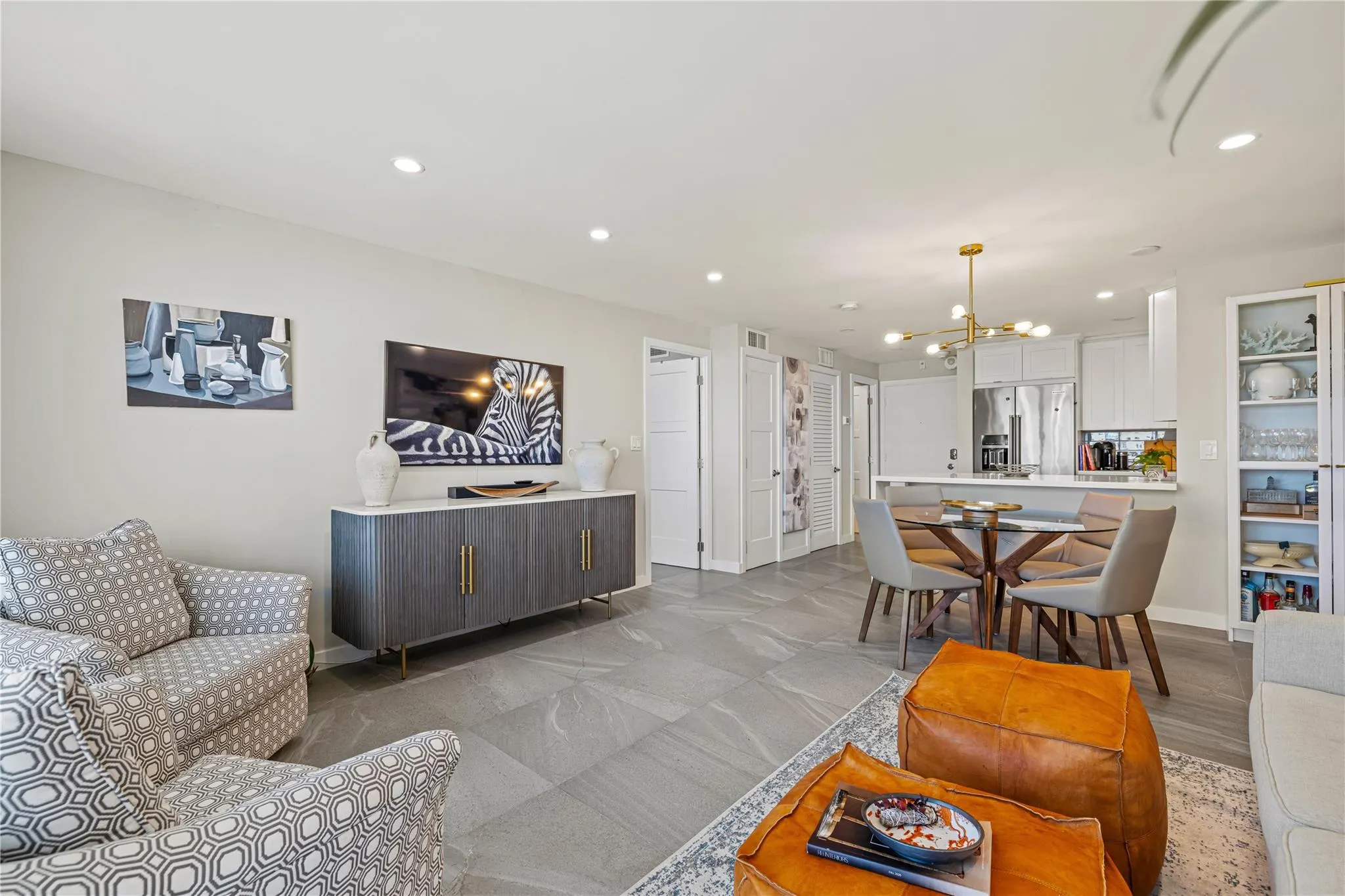 133 N Pompano Beach Blvd, #906