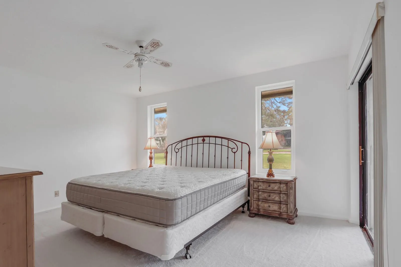 6531 SE Federal Hwy, #G106