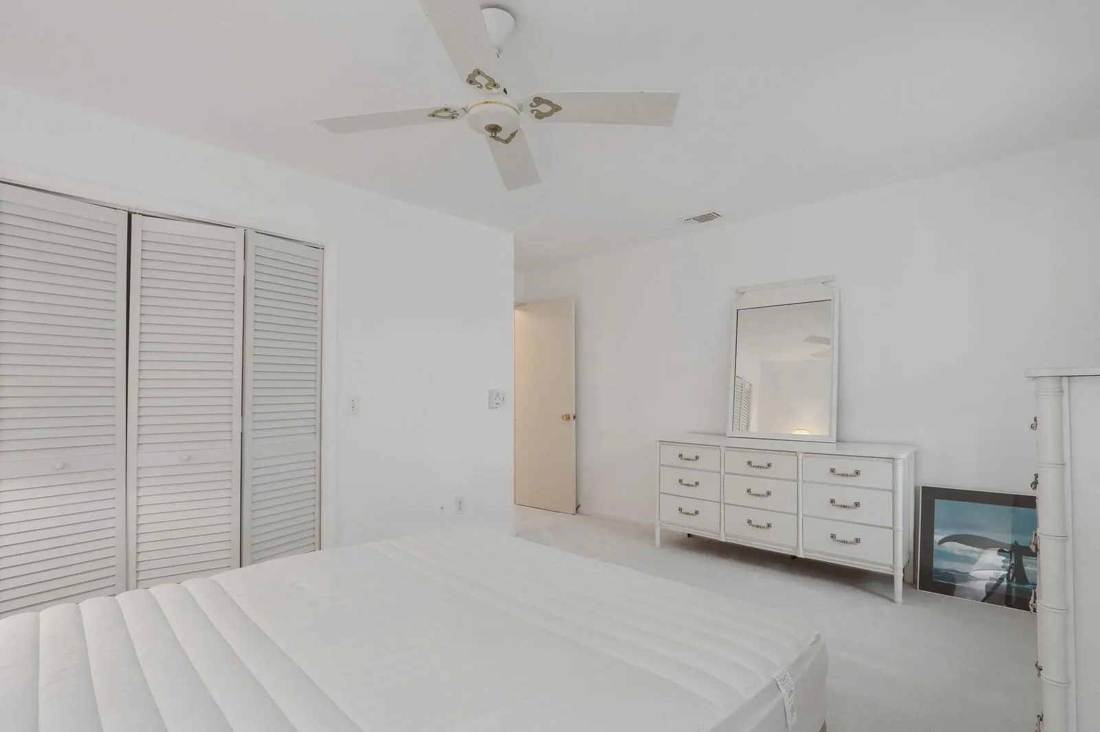 6531 SE Federal Hwy, #G106