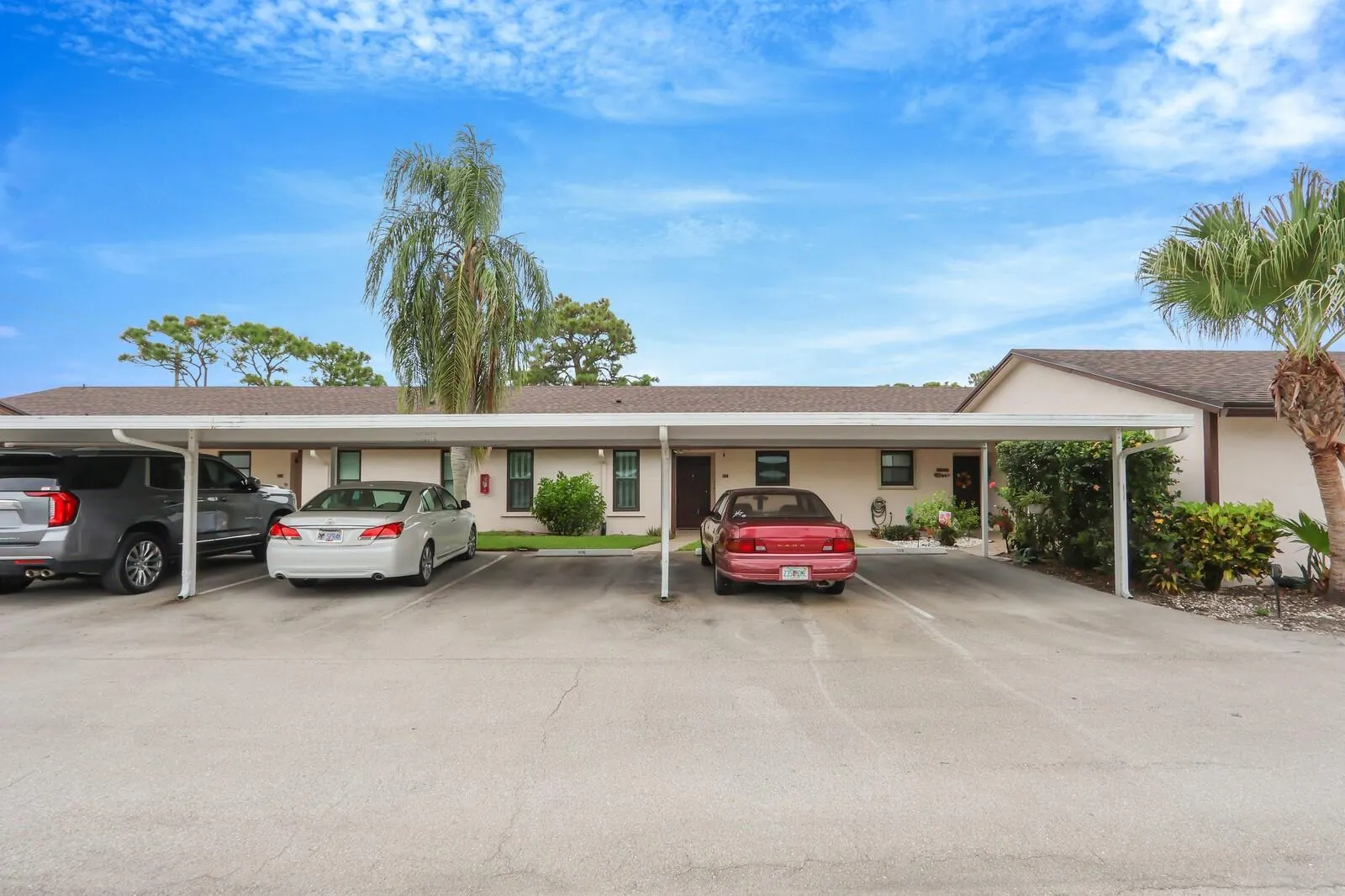 6531 SE Federal Hwy, #G106