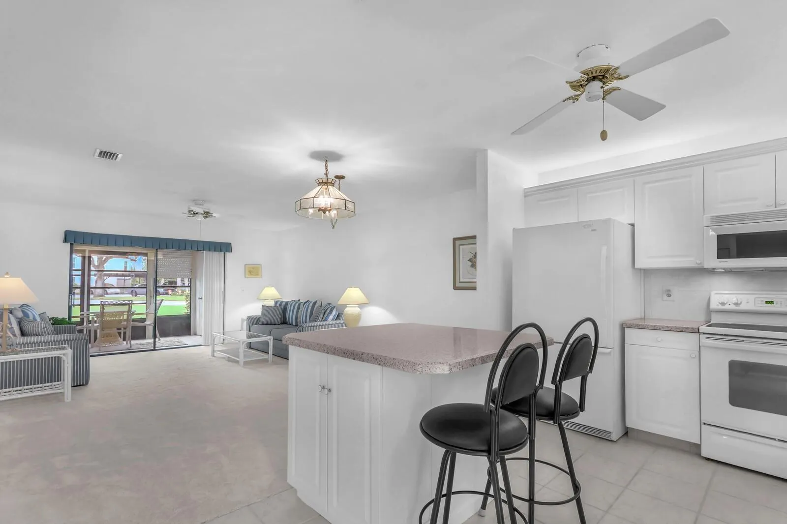 6531 SE Federal Hwy, #G106