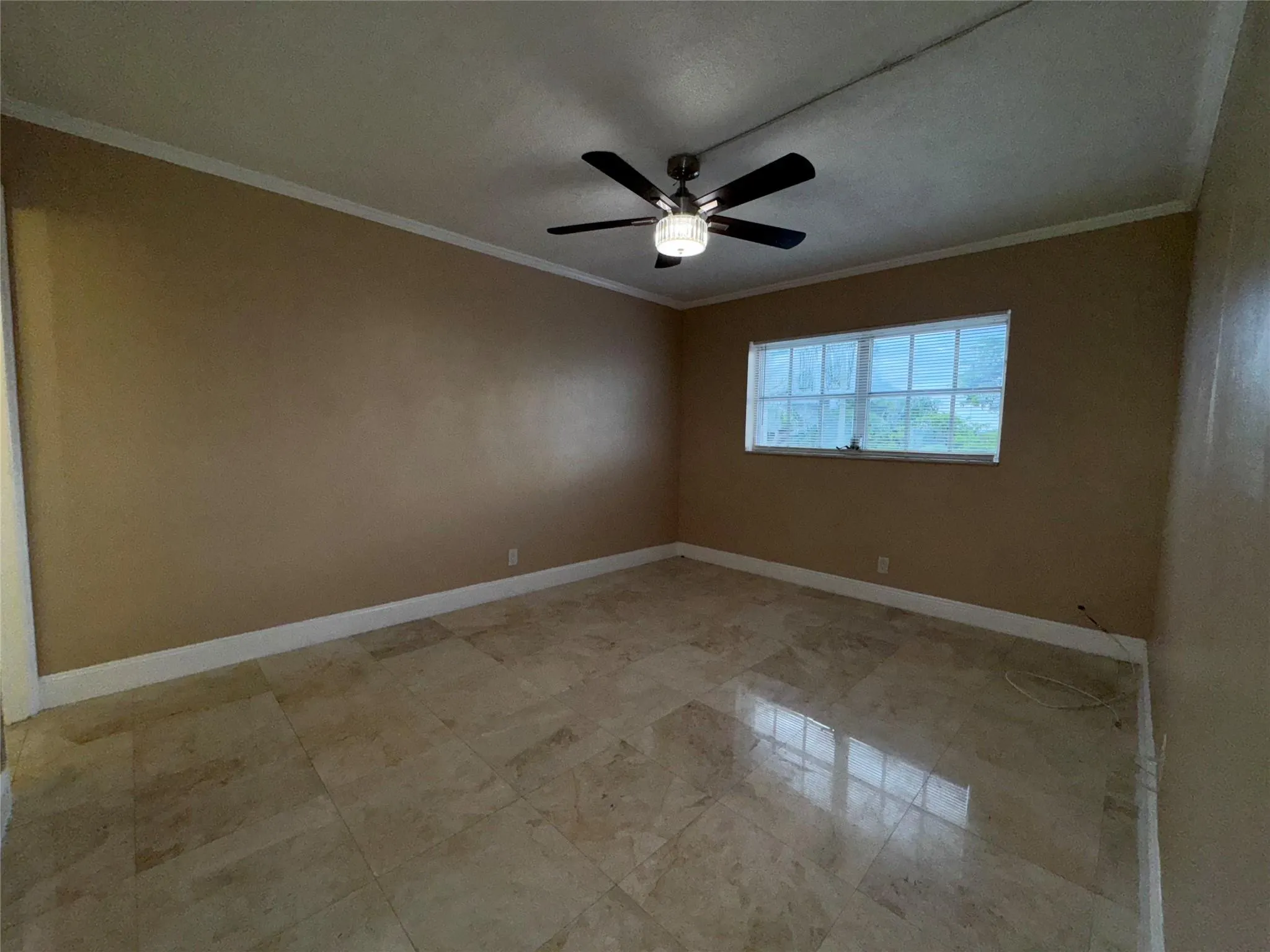 2301 NE 14th Street Causeway, #303w