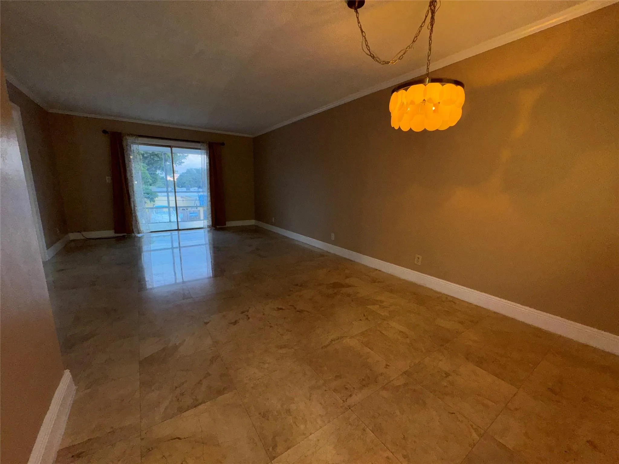 2301 NE 14th Street Causeway, #303w