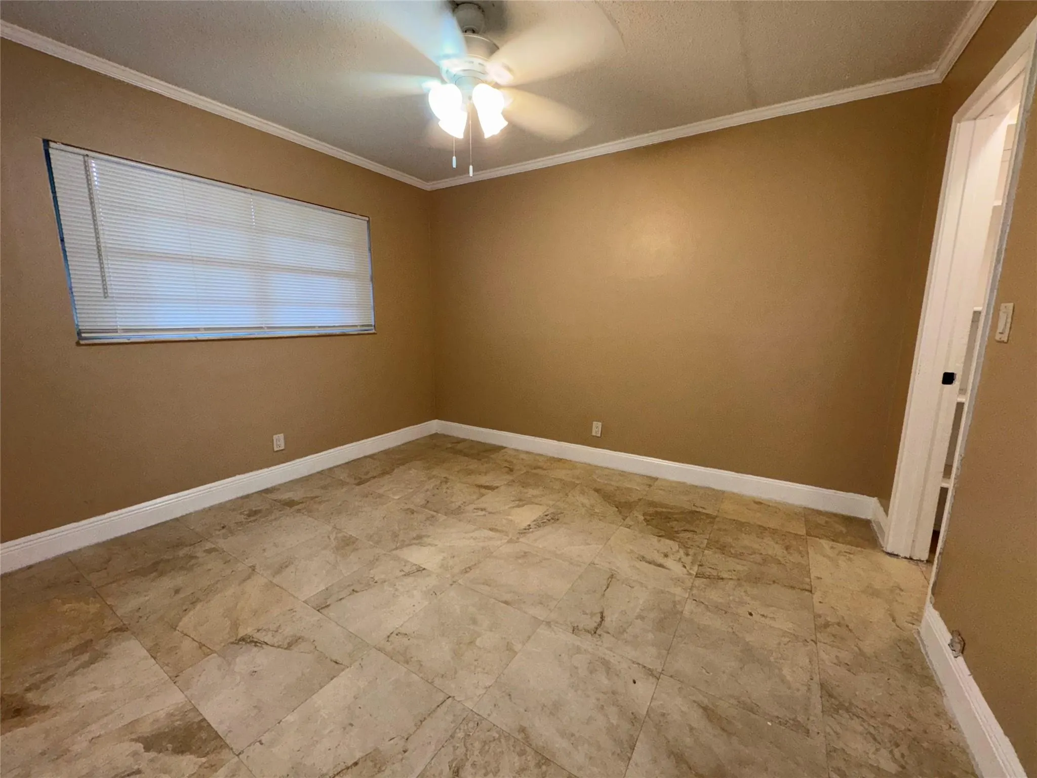2301 NE 14th Street Causeway, #303w