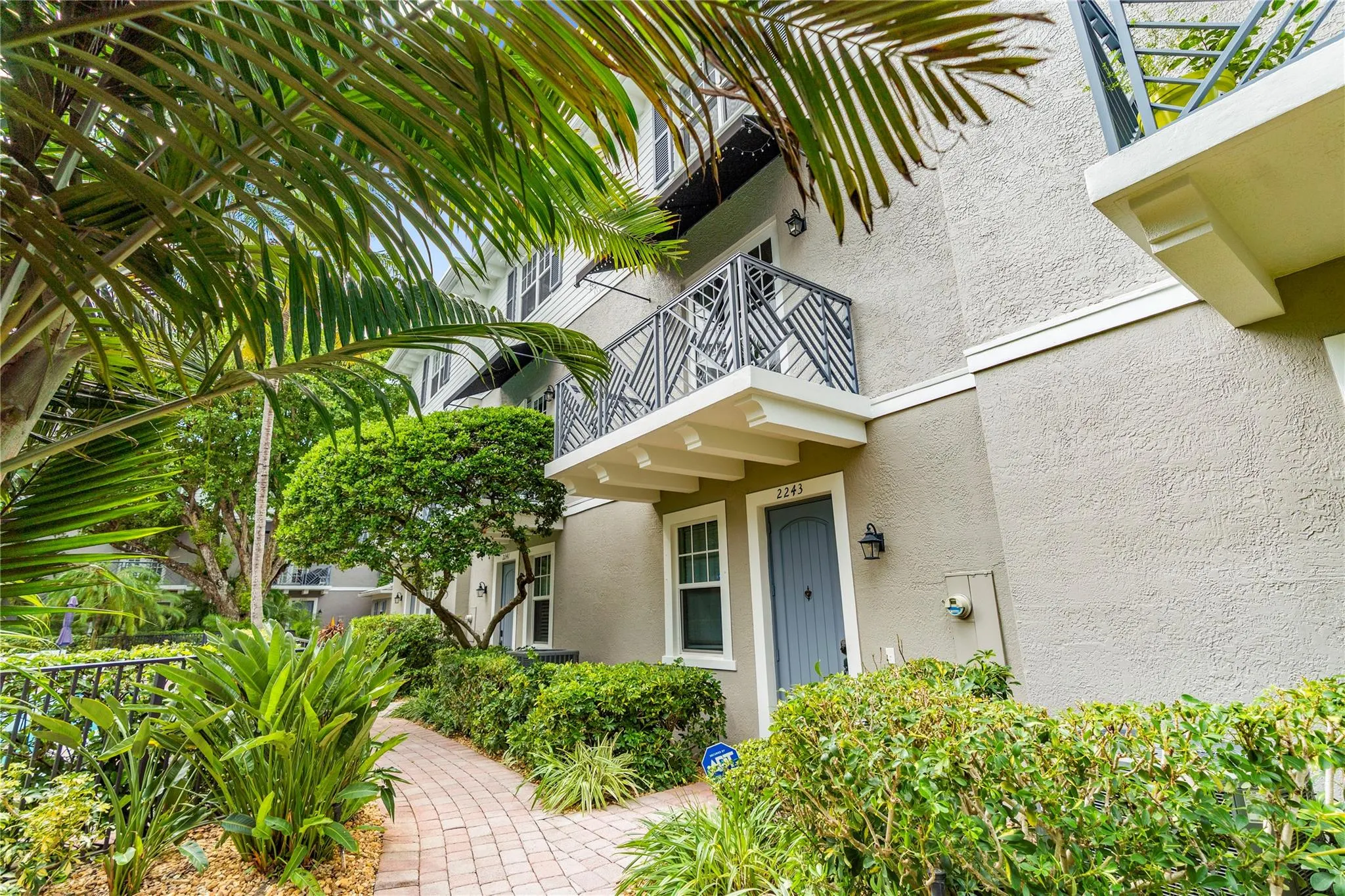 2243 NE 9th Ave