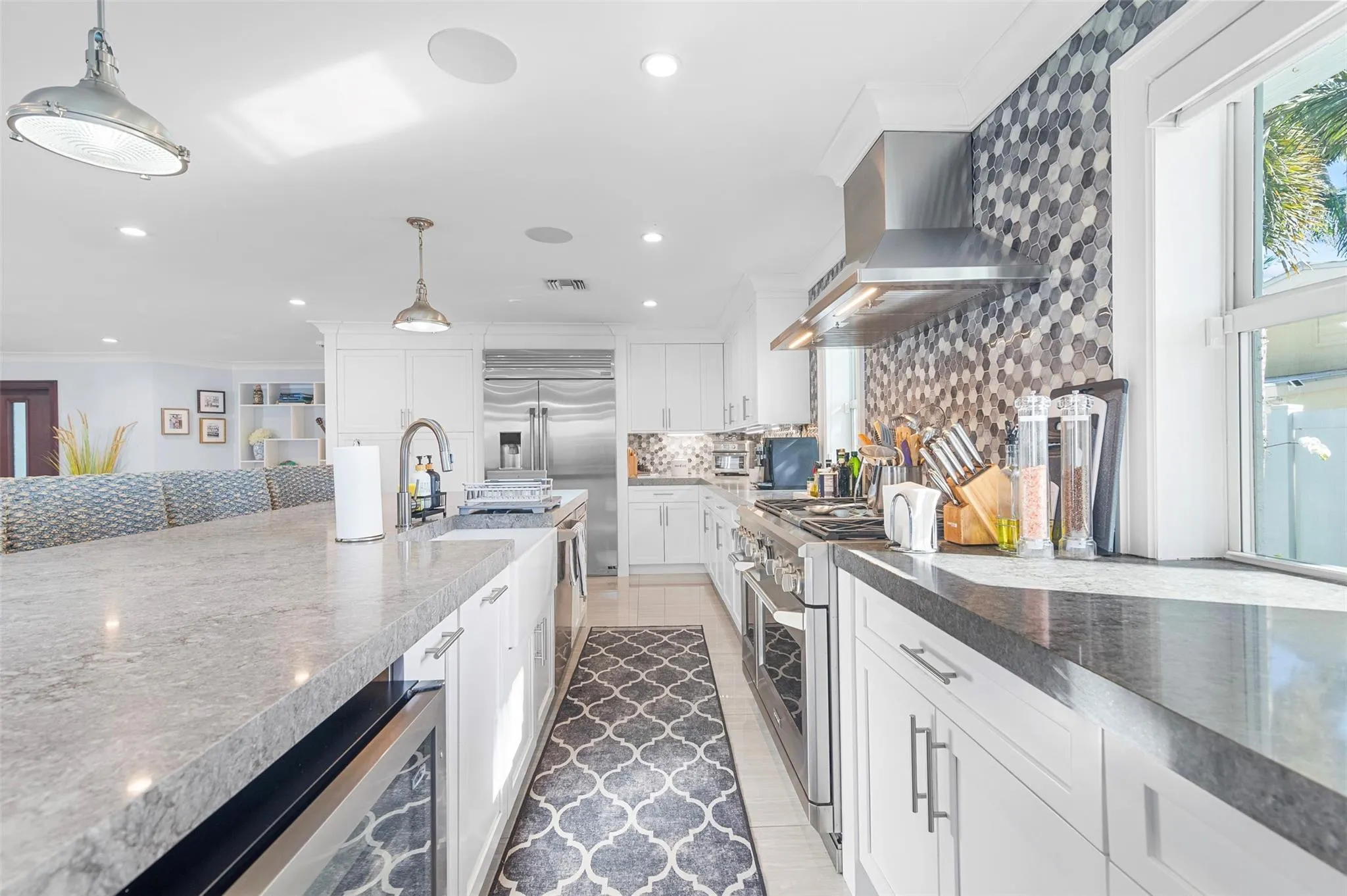3250 Spanish River Dr