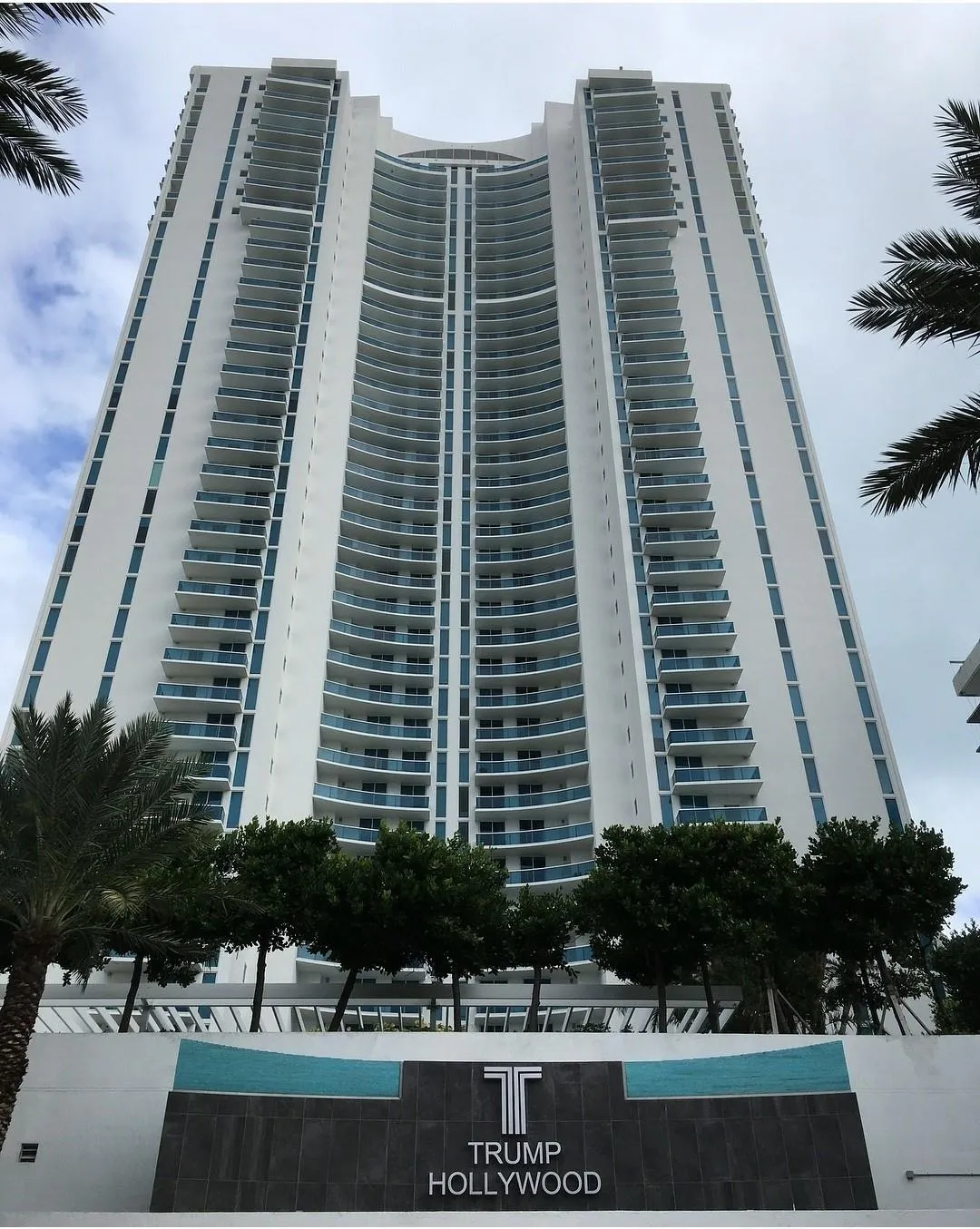 2711 S Ocean Dr, #506