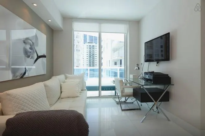 2711 S Ocean Dr, #506