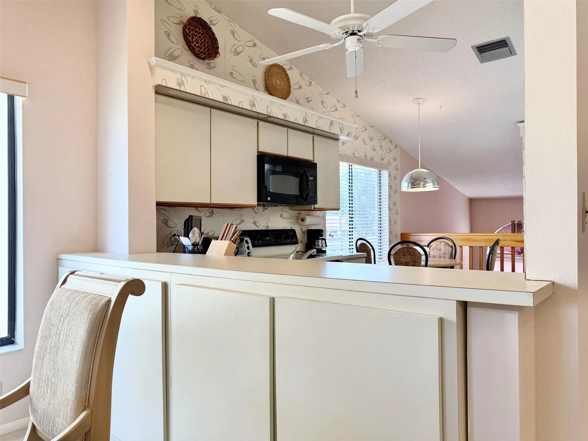 10851 Palm Lake Ave, #202