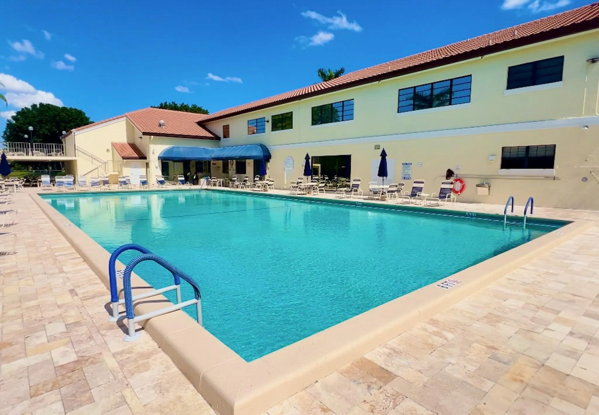 10851 Palm Lake Ave, #202