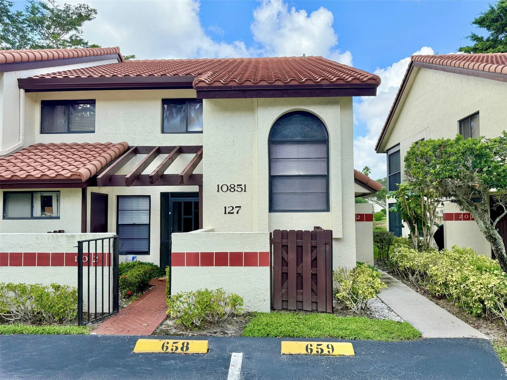 10851 Palm Lake Ave, #202