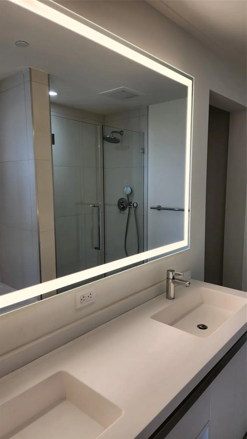 2000 Metropica Way, #1501