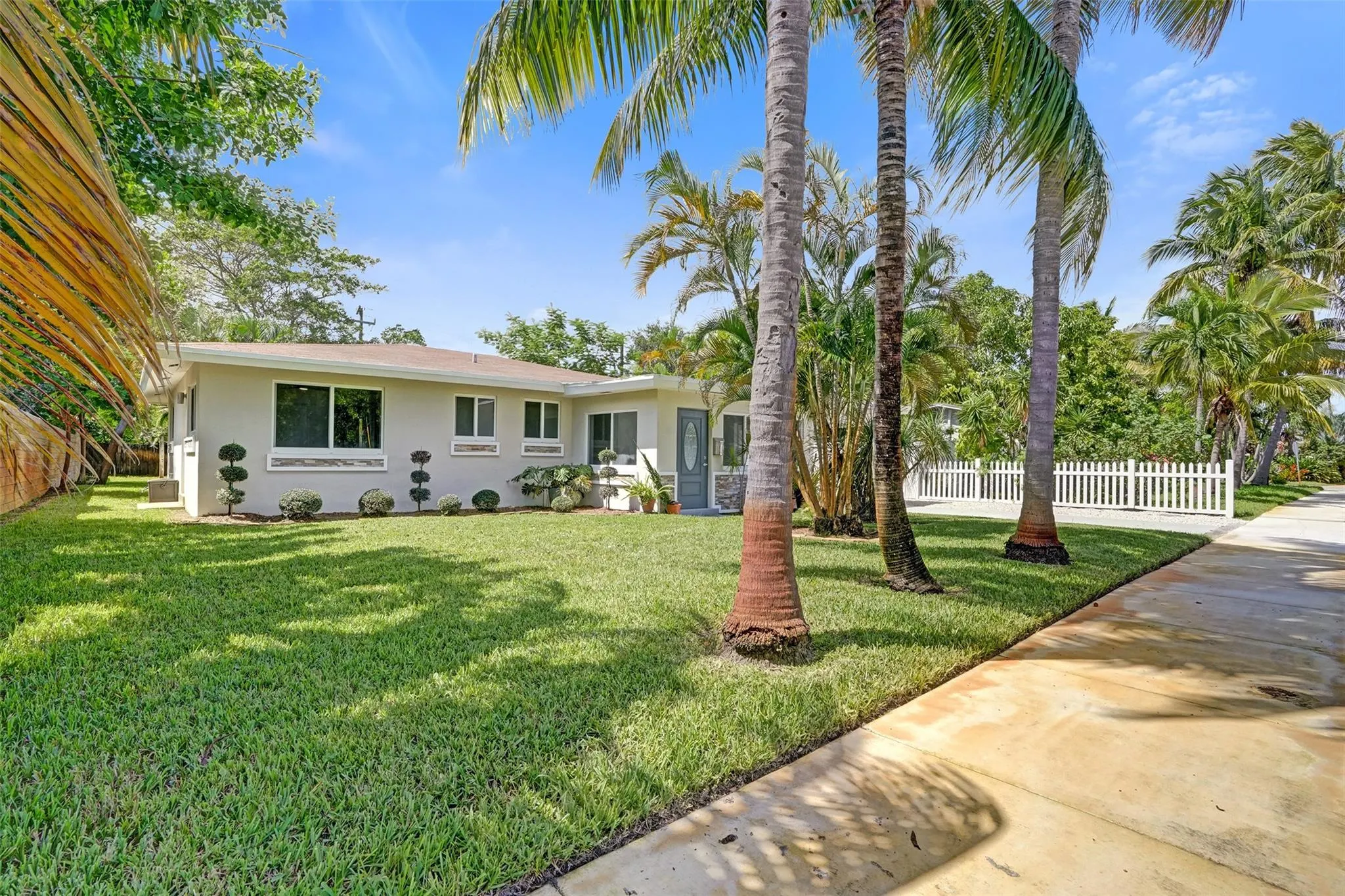 3821 NW 3rd Ave
