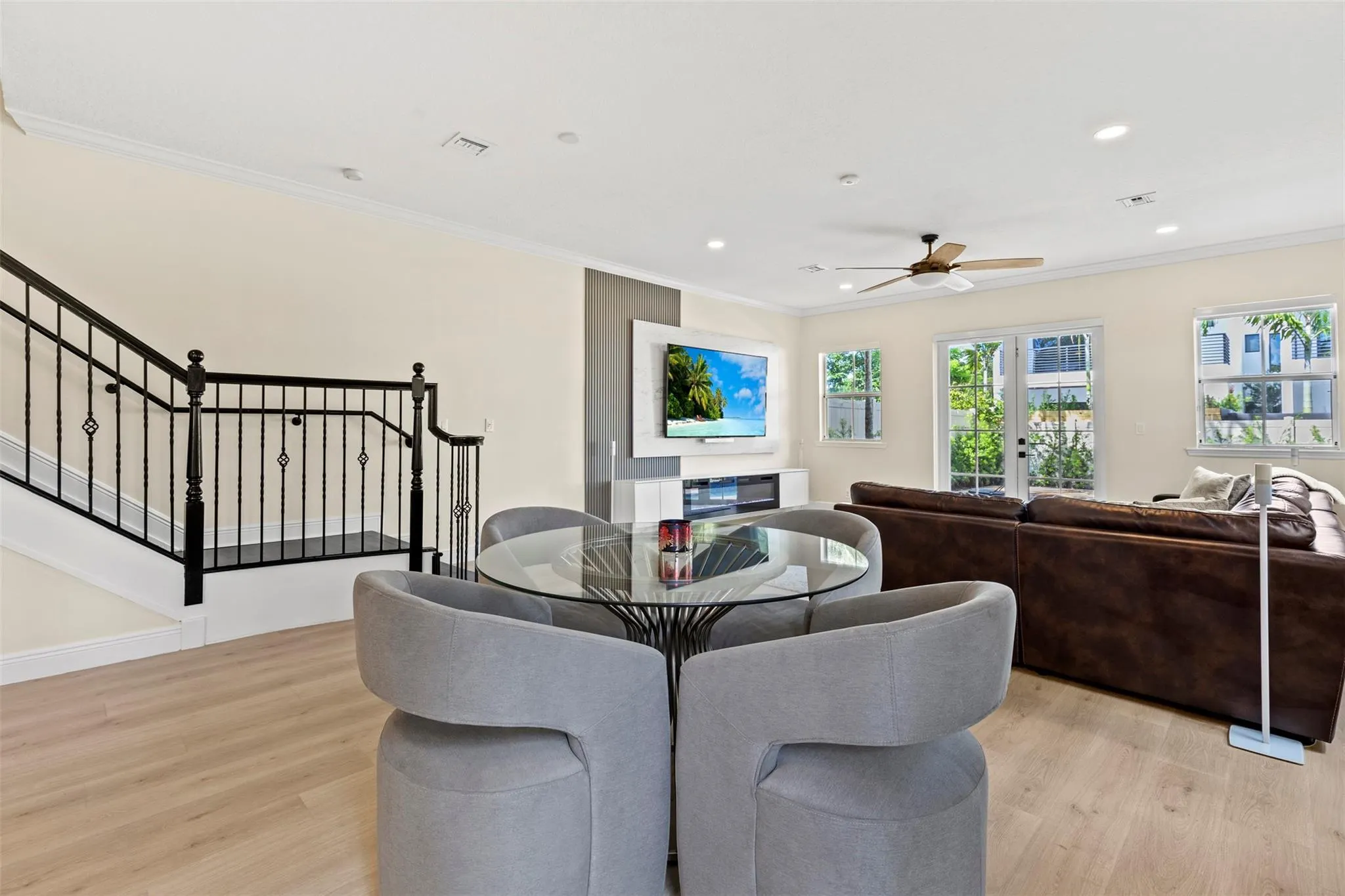 1121 NE 14th Ave