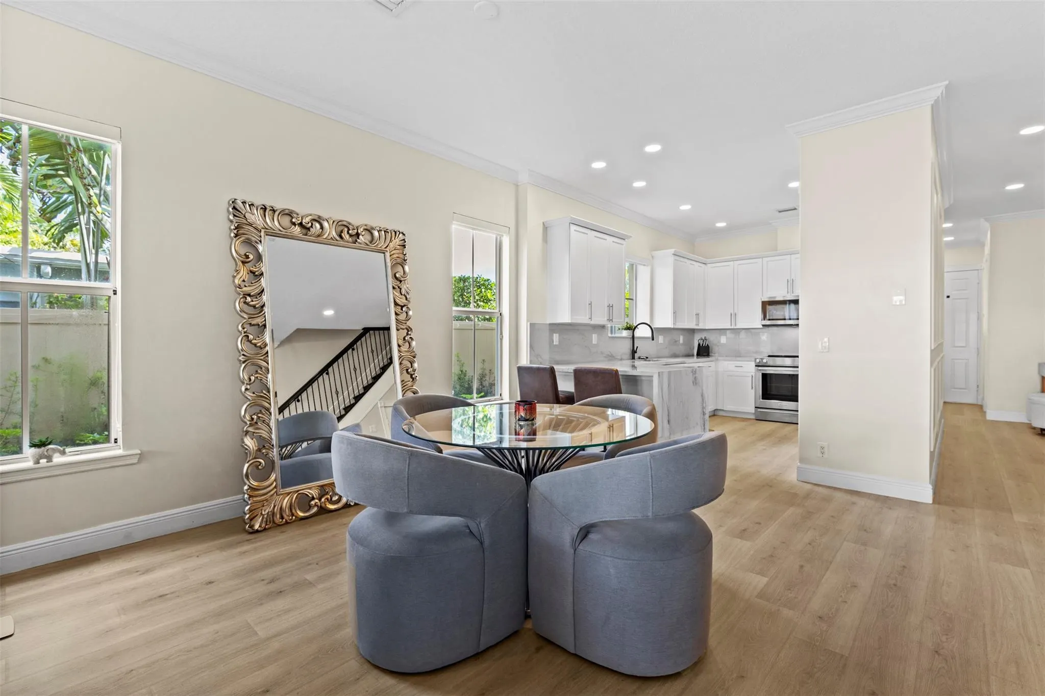 1121 NE 14th Ave