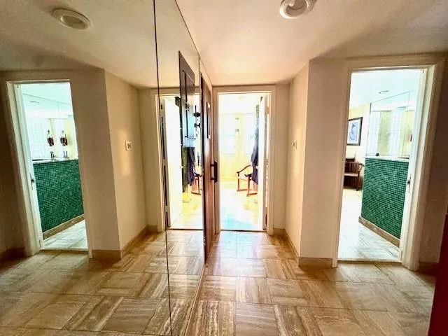 1540 NE Quayside Ter, #D1