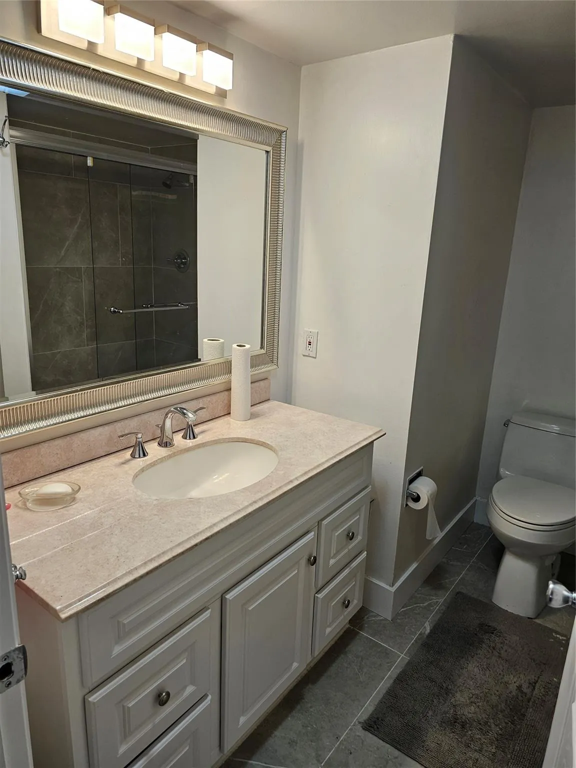 4038 Hythe C, #4038