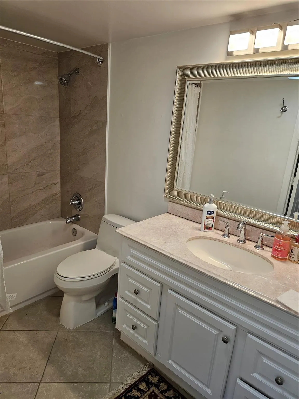 4038 Hythe C, #4038