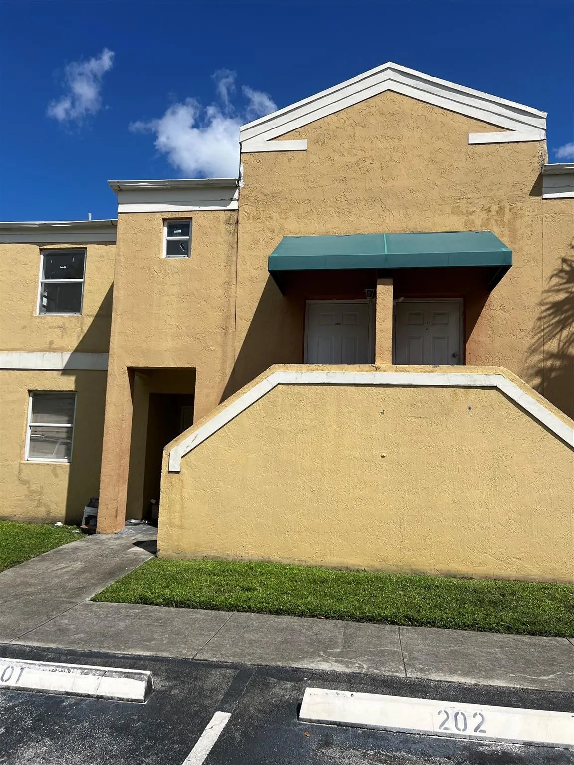 2457 NW 56th Ave, #4-201