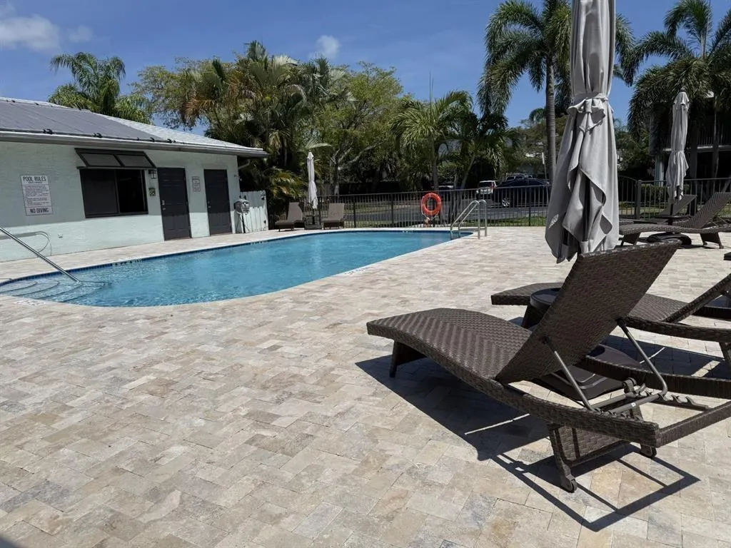 2920 Florida Blvd, #215