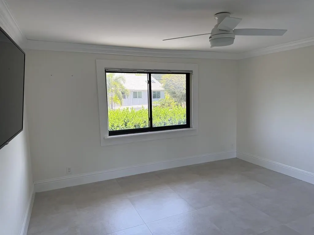 2920 Florida Blvd, #215