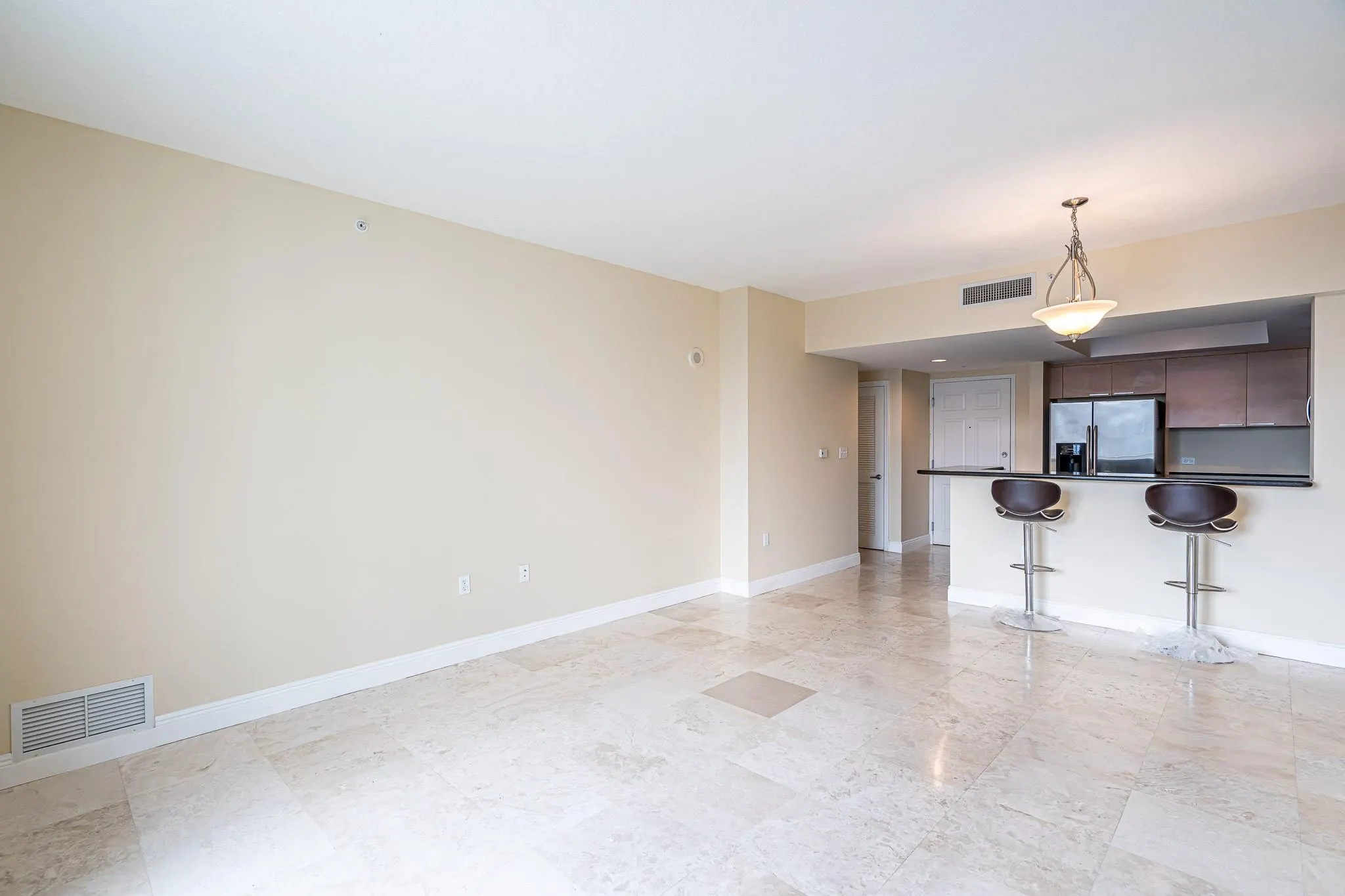 140 S Dixie Hwy, #902