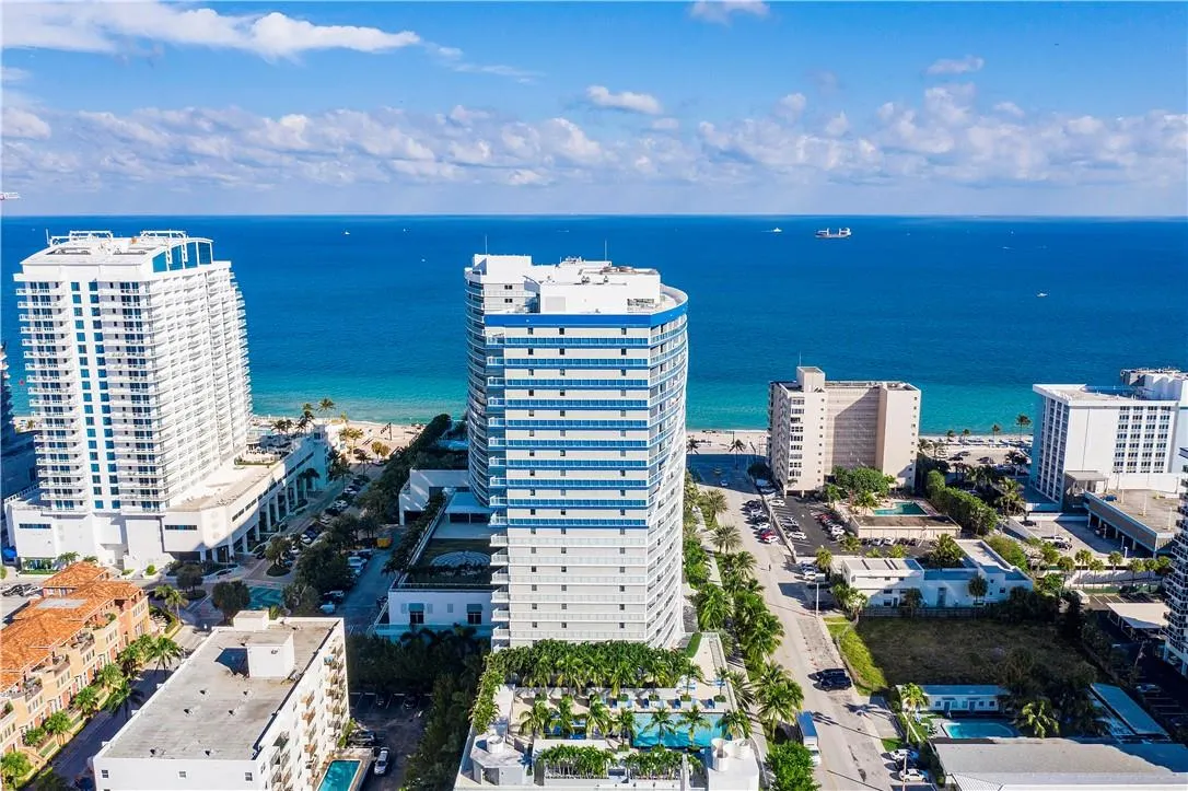 3101 Bayshore Dr