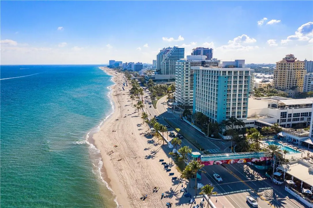 3101 Bayshore Dr
