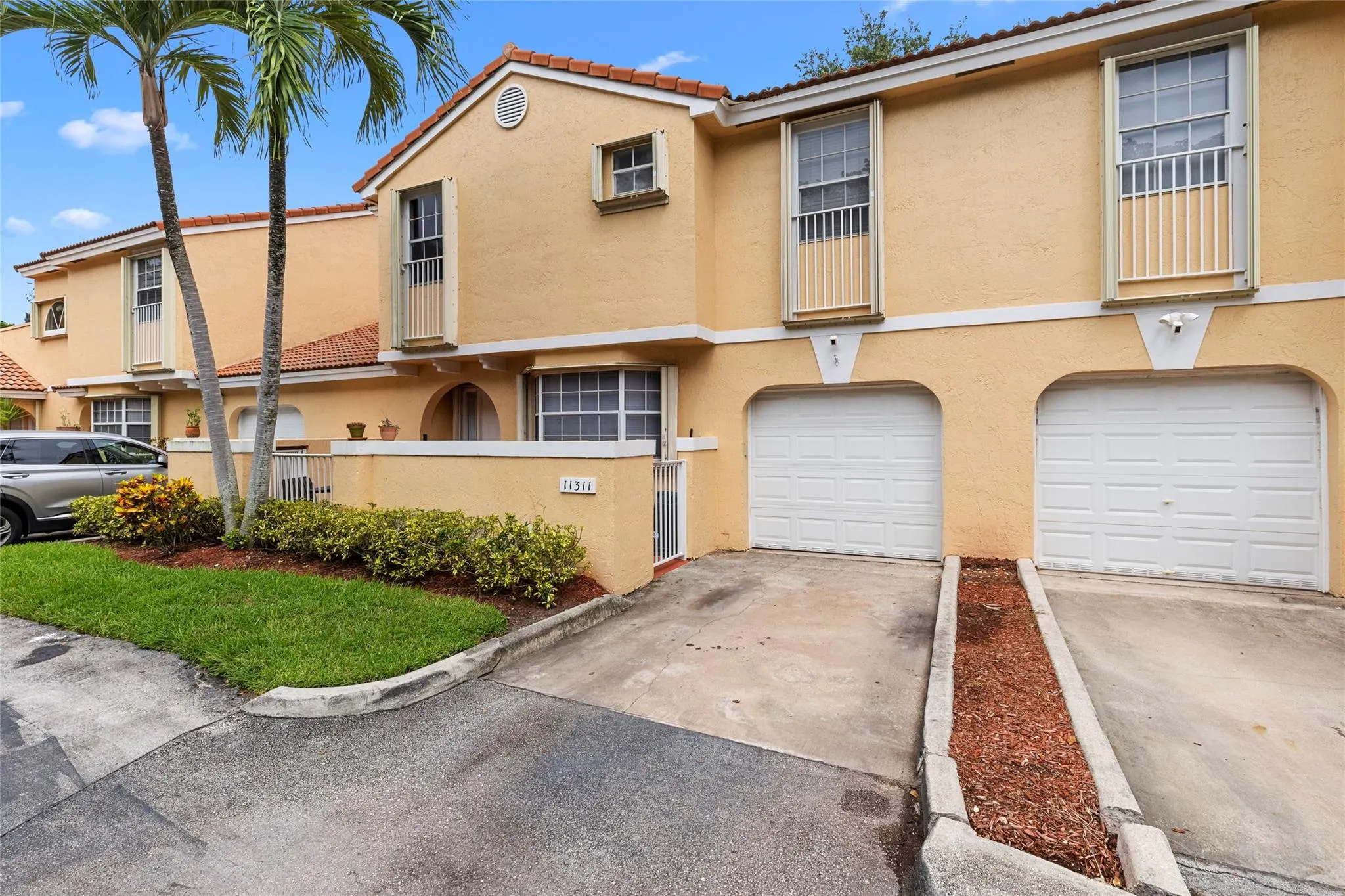 11311 Lakeview Drive, #7n