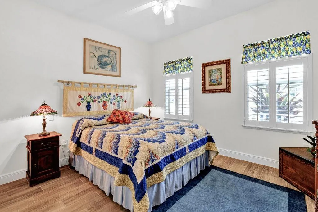 3677 LOBLOLLY SQ