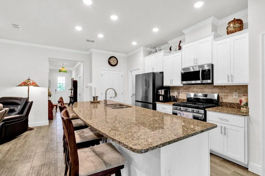 3677 LOBLOLLY SQ