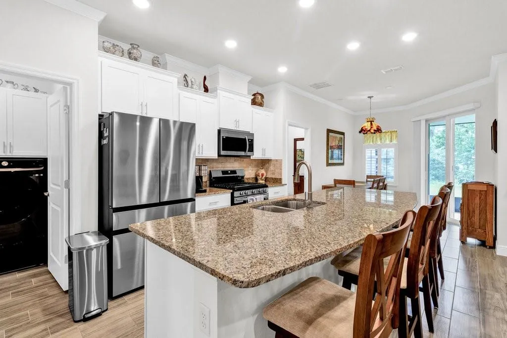 3677 LOBLOLLY SQ