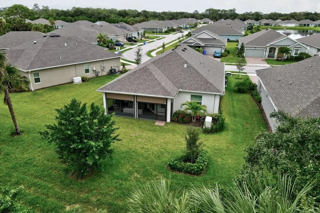 3677 LOBLOLLY SQ